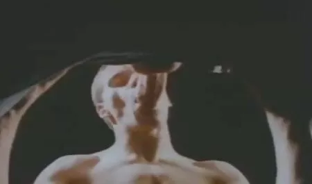 Và hãy nuốt. sec thu ngua dit nguoi