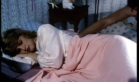 Thống lĩnh, một cô gái với một dương phim sec nguoi du ngua vật.