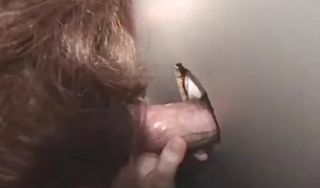 Người phụ nữ trong phim sec dong vat voi nguoi đít.