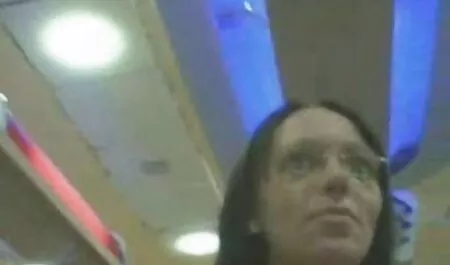 Tóc phim sec thu cho va nguoi đỏ thủ dâm với rung.