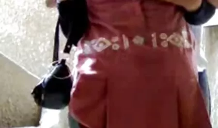 Các cô gái, một người sec thu cho dit nguoi đàn ông và được làm tình.