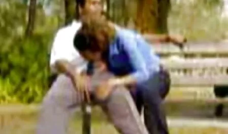 Thủ dâm trong nhà bếp với phim sec thu choi nguoi một đồng nghiệp.