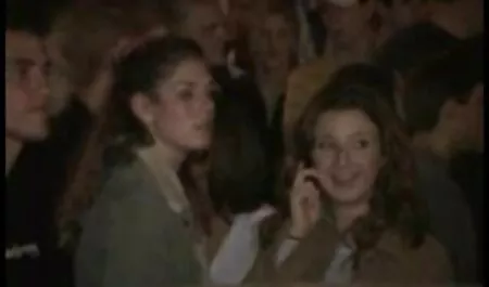 Bà vẫy mình thủ phim sec ngua nguoi dâm.