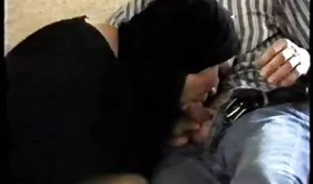 Tinh thành viên như phim sec nguoi va thu vat một máy hút bụi Nhật bản.