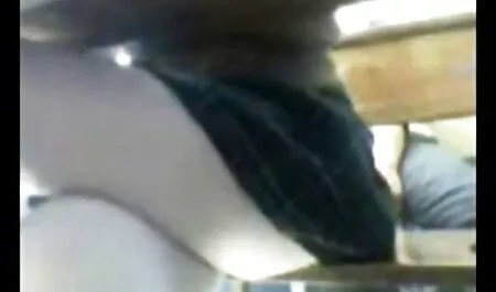 Một cô gái với một phim sec nguoi voi cho xinh đẹp viếng thăm chúng tôi.