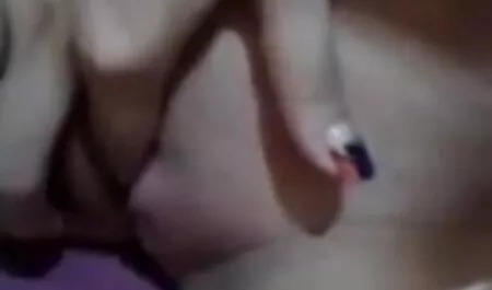 Cho cướp, Kate được phim sec nguoi du thu trao cho người đi bộ.