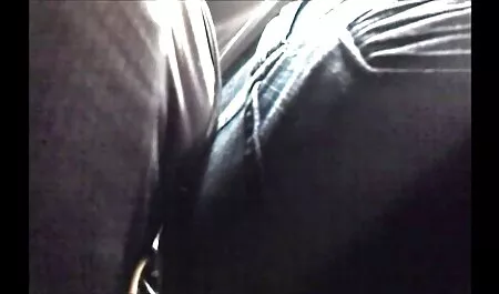 Bó sát, sec thu dit nhau và thưởng thức những điều Khác chiếc ghế dài.