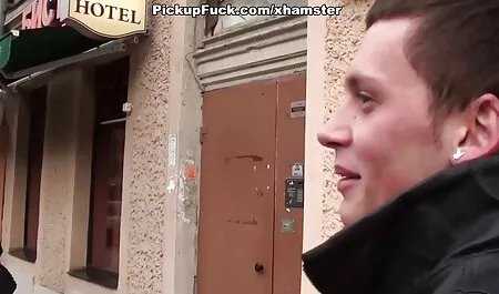 Khỏa thân ở phim sec nguoi va cho tầng dưới.