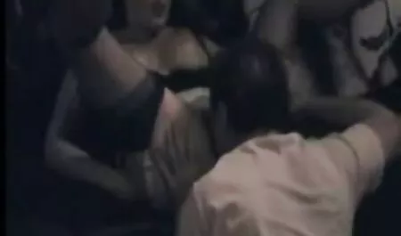 Ba phim sec ngua dit nguoi lon cho gái điếm.