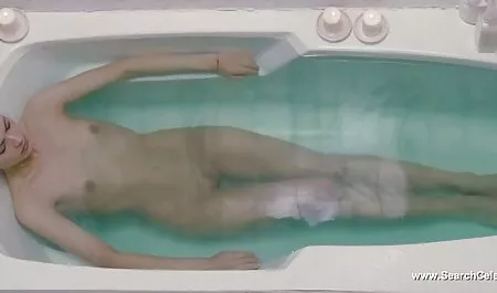 Cô đang ngồi trong lông phim sec heo dit nguoi trên máy Tình dục.