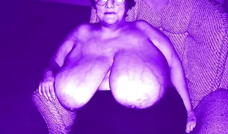 Kích thước của dương vật đó là gây sốc phim sec thu ngua cho cô gái.