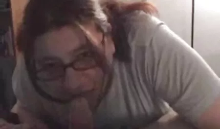 Bạn trai chip bạn gái trong phim sec nguoi va thu vat phòng ngủ.