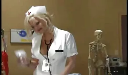 Nadia chân, phim sec nguoi du cho ở phía trước của những người đàn ông.