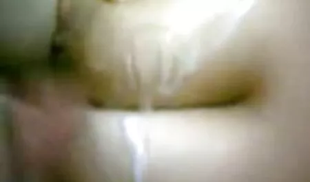 Các người đàn sec thu dit nhau ông và anh cộng Hòa séc.