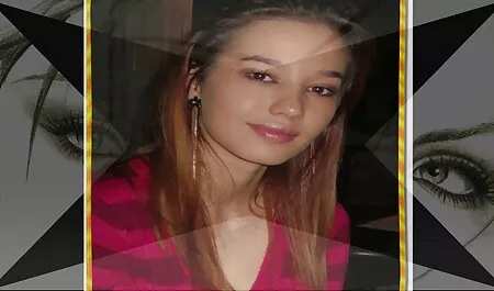 Đỏ nga được trao cho sec thu cho du nguoi một người ngoại quốc.