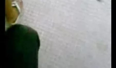 Xoa bóp đầu với tình dục. xem sec cho dit nguoi