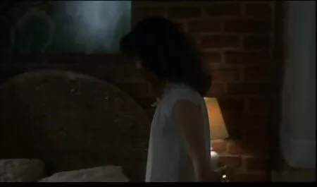 Gái phim sec nguoi dit cho hậu môn ở ghế sau.