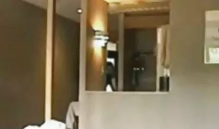 55 năm sec thu lon dit nguoi gà, làm tình với một người đàn ông da đen.