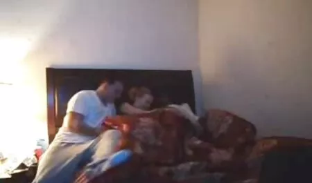 Cô gái đạo trong một vòng tròn. phim sec nguoi dit thu