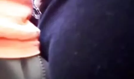 Cô đã lấy một người đàn ông từ một người phim sec thu cho va nguoi bạn.