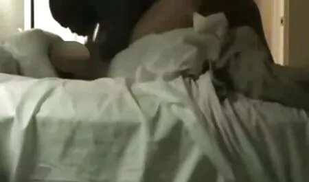 Tôi thức dậy và làm cho tình yêu, cho đến khi tôi sec nguoi dit lon cảm thấy việc kết thúc.