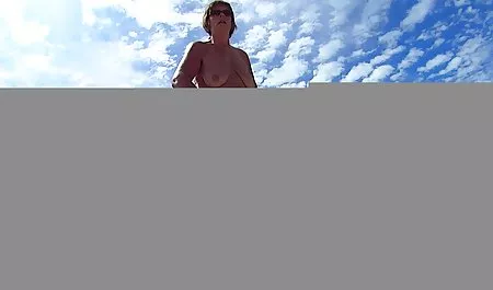 Anh chàng da đen chỉnh lai phimsec nguoingua về diễn xuất.