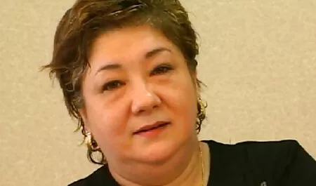 Fuck phim sec ngua dit nguoi Jay Mack trong hồ bơi.