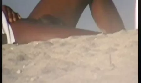 Mỗi ngón tay vào phim sec cho voi nguoi mông với một ngón tay.