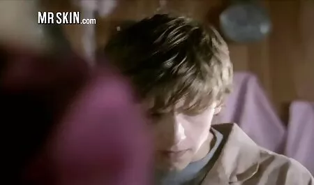 Cô gái nga trên phim sec nguoi du cho phỏng vấn.