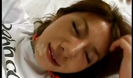 Người lái xe sec nguoi dit lon taxi được đưa ra cho hành khách huyast.