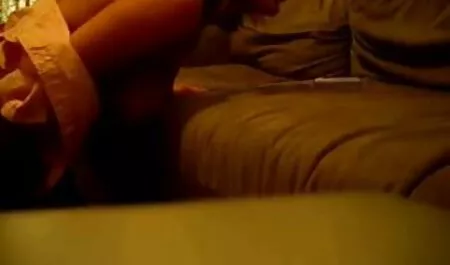 Làm tình phim sec thu cho choi nguoi trên giường.