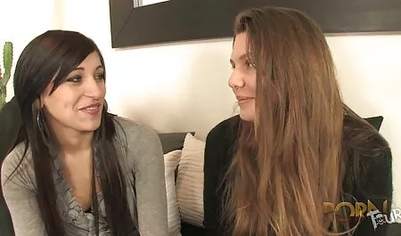 Cho một bà sec thu dit nguoi nội trợ.