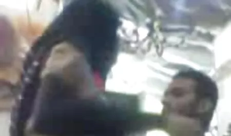 Nhóm sec heo dit nguoi với vẻ đẹp.